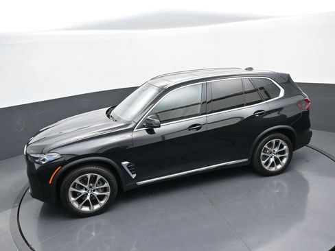 Used 2026 BMW X5 xDrive40i AWD/4WD image 33