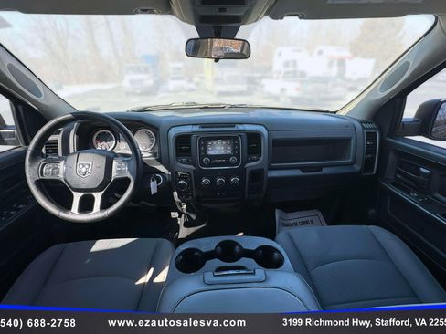 Used 2017 RAM 1500 Express image 21