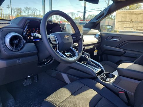 Used 2026 Chevrolet Colorado LT RWD image 19