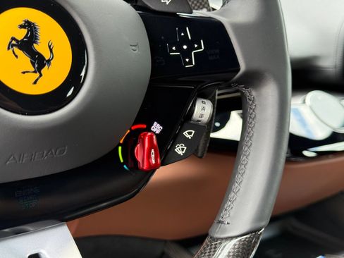 Used 2025 Ferrari Purosangue AWD/4WD image 51