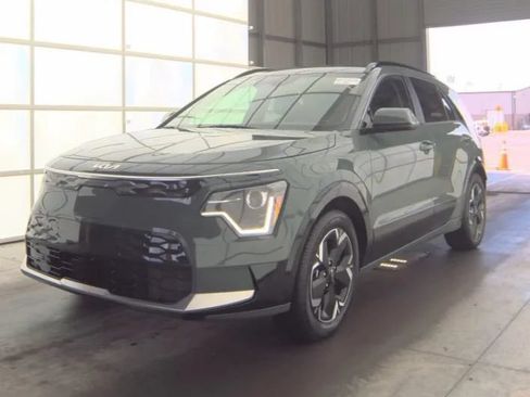 Used 2023 Kia Niro Wind FWD image 1