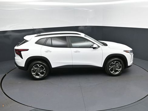 New 2026 Chevrolet Trax LT image 35