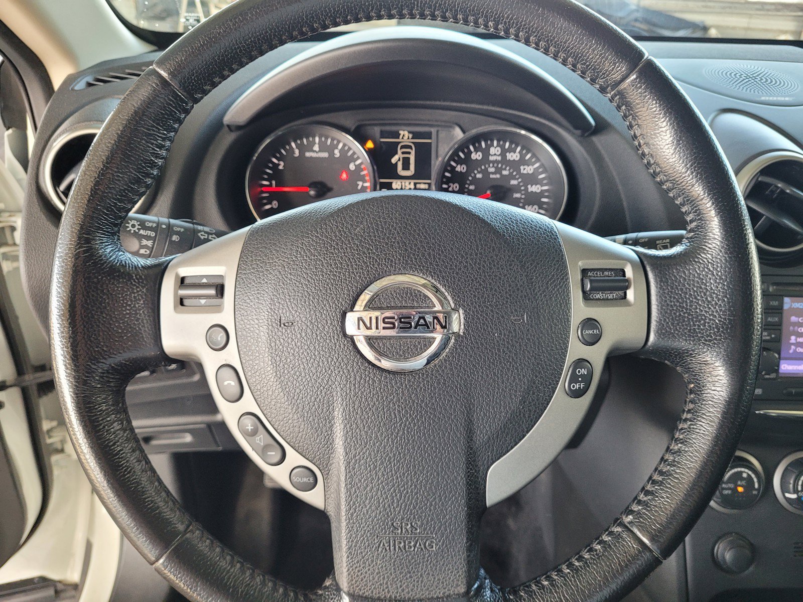 Used 2012 Nissan Rogue SL AWD/4WD image 16