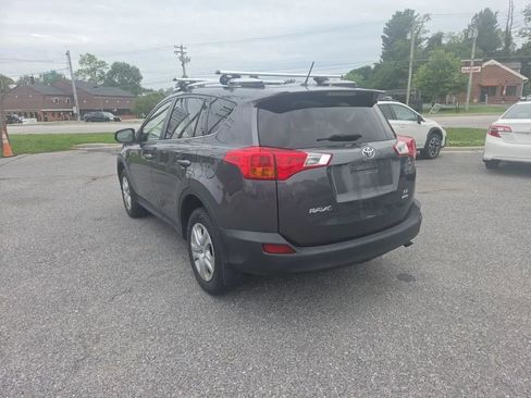 Used 2014 Toyota RAV4 LE w/ Preferred Accessory Package AWD/4WD image 6