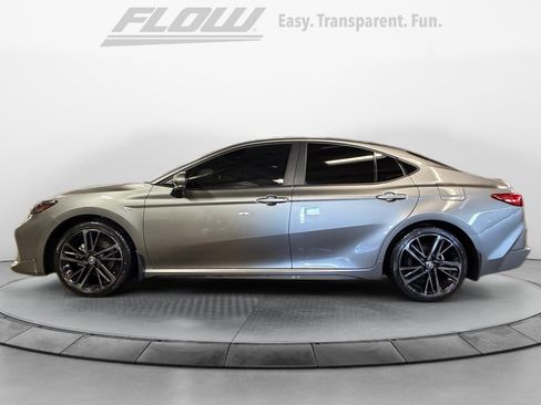 Used 2025 Toyota Camry XSE image 5