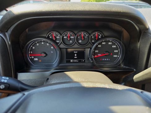 Used 2019 Chevrolet Silverado 1500 W/T w/ Z71 Off-Road Package AWD/4WD image 14