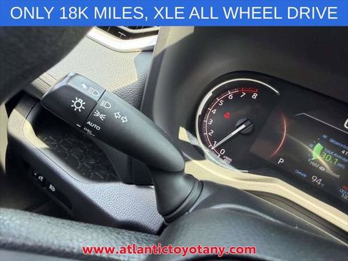 Certified 2024 Toyota RAV4 XLE AWD/4WD image 33