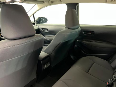 Used 2025 Toyota Corolla LE image 20