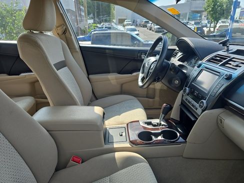 Used 2013 Toyota Camry XLE FWD image 7
