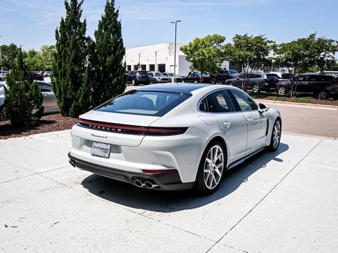 Used 2026 Porsche Panamera 4 AWD/4WD image 10
