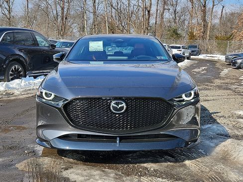 New 2026 MAZDA MAZDA3 Hatchback w/Premium Plus Pkg image 2