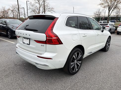 Used 2023 Volvo XC60 B5 Plus w/ Protection Package Premier image 9