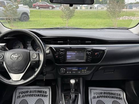 Used 2016 Toyota Corolla S FWD image 17