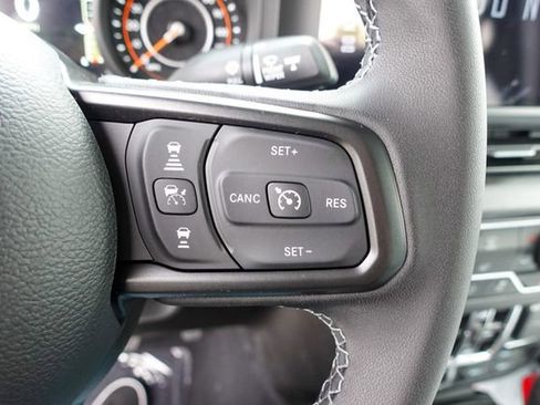 New 2025 Jeep Gladiator Willys image 16