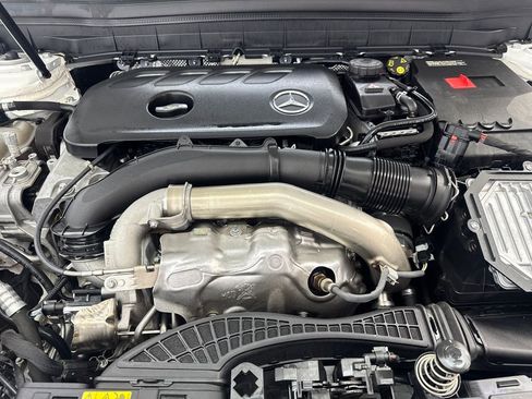 Used 2025 Mercedes-Benz GLB 250 4MATIC image 74
