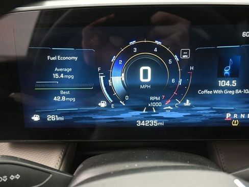 Used 2025 Chevrolet Equinox LT w/ Convenience Package II image 9