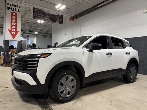 New 2026 Nissan Kicks S w/ Charging Package image 20