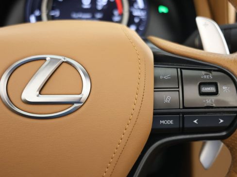 Used 2022 Lexus LC 500 Convertible w/ Touring Package RWD image 30