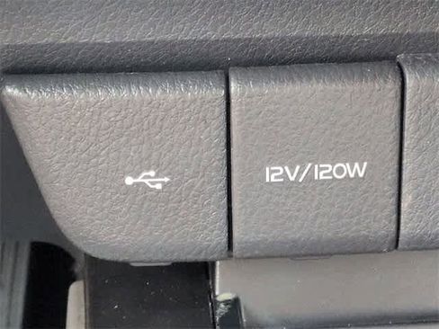 Used 2024 Toyota Camry LE image 31