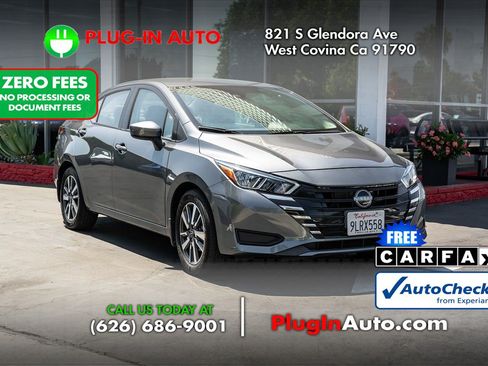Used 2024 Nissan Versa SV w/ Trunk Package FWD image 3