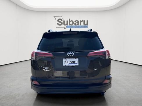 Used 2017 Toyota RAV4 LE FWD image 6