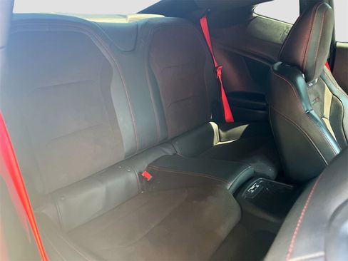 Used 2019 Chevrolet Camaro ZL1 image 27
