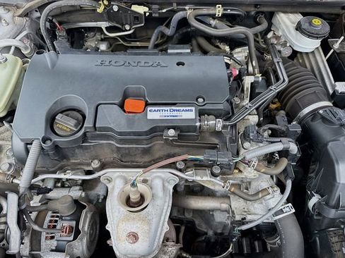 Used 2018 Honda Civic LX image 27