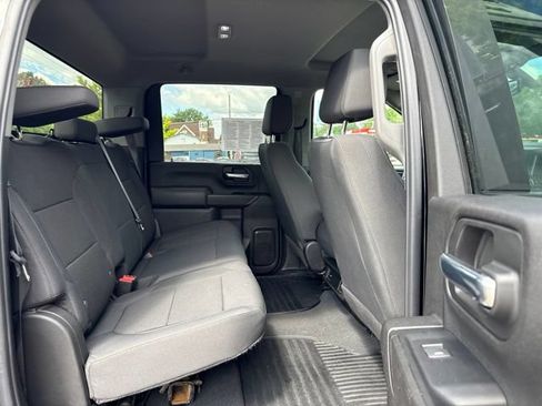 Used 2022 Chevrolet Silverado 2500 Custom w/ Custom Value Package AWD/4WD image 10
