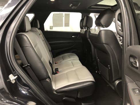 Certified 2024 Dodge Durango GT image 12