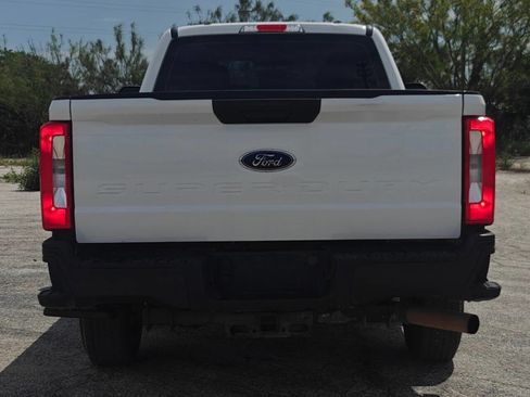 Used 2023 Ford F250 XL w/ F-250 >10K GVWR Package RWD image 7