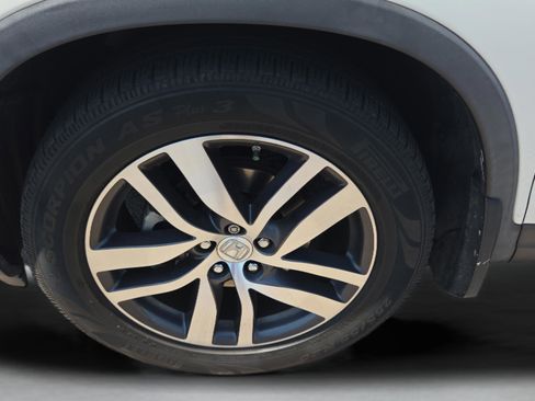 Certified 2018 Honda Pilot Elite image 29