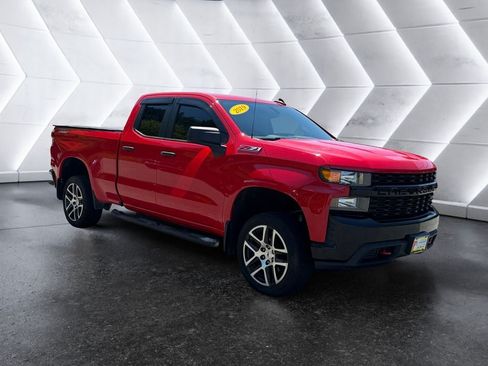 Used 2019 Chevrolet Silverado 1500 Custom Trail Boss w/ Custom Convenience Package AWD/4WD image 8