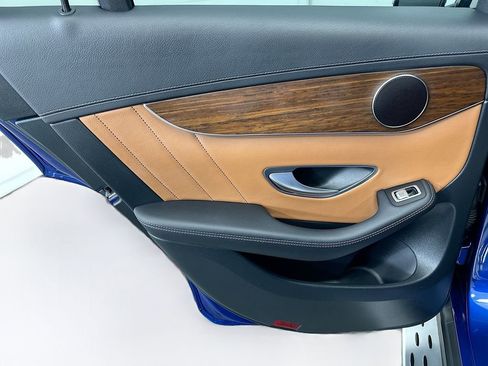 Used 2023 Mercedes-Benz GLC 300 4MATIC Coupe image 24