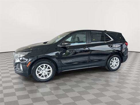 Used 2023 Chevrolet Equinox LT image 7