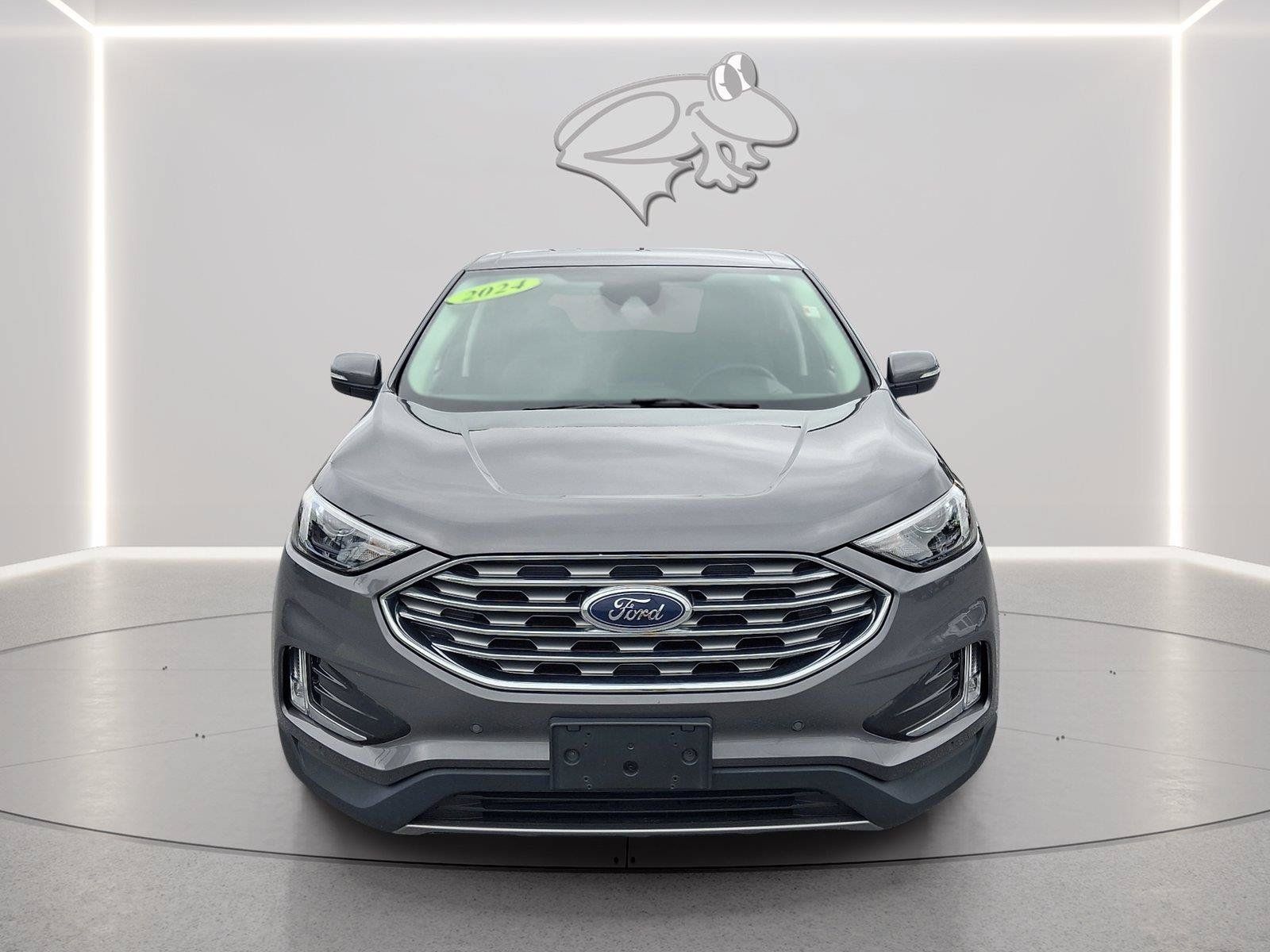 Used 2024 Ford Edge Titanium AWD/4WD image 5