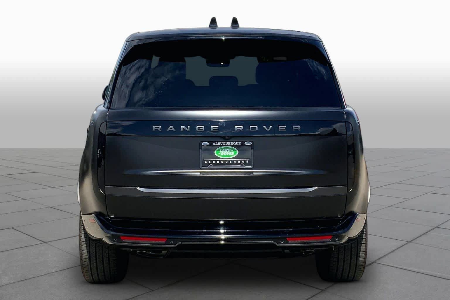 New 2026 Land Rover Range Rover SE AWD/4WD image 4