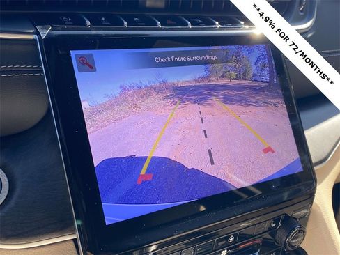 New 2025 Jeep Grand Cherokee Limited image 25