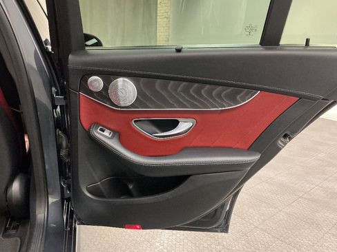 Used 2015 Mercedes-Benz C 400 4MATIC image 13