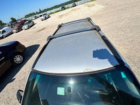 Used 2004 Subaru Forester 2.5X AWD/4WD image 10