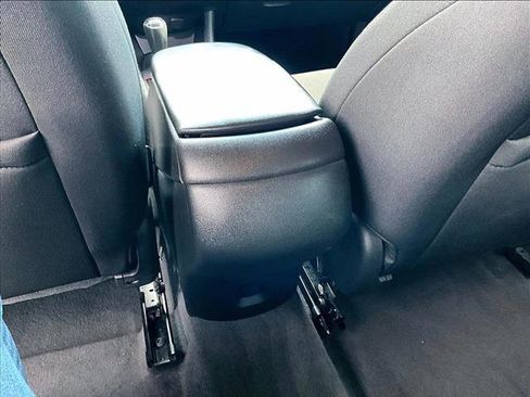 Used 2018 Chevrolet Malibu LS FWD image 24
