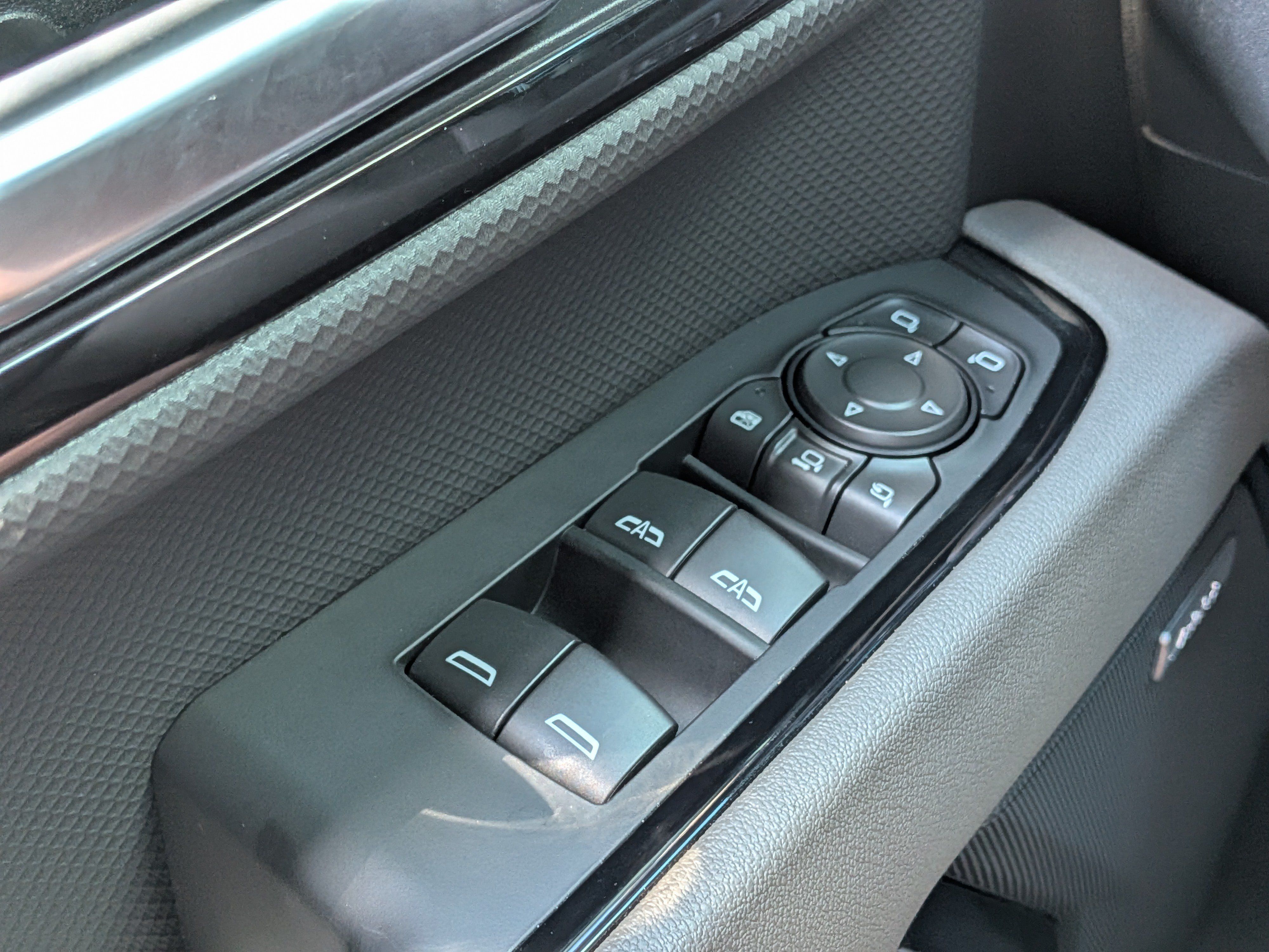 Used 2025 Chevrolet Silverado 2500 ZR2 w/ Technology Package AWD/4WD image 23