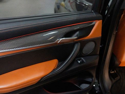 Used 2016 BMW X5 M image 24