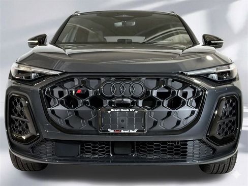 New 2025 Audi SQ5 Premium Plus image 23