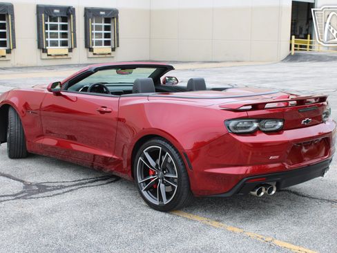 Used 2023 Chevrolet Camaro SS RWD image 7