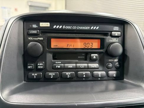 Used 2004 Honda CR-V EX image 18