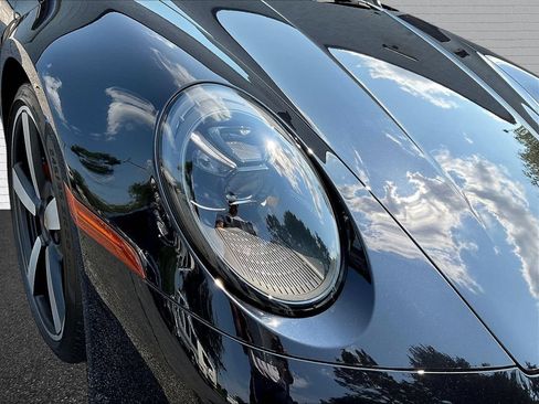 Used 2024 Porsche 911 Carrera S w/ Sport Package RWD image 26