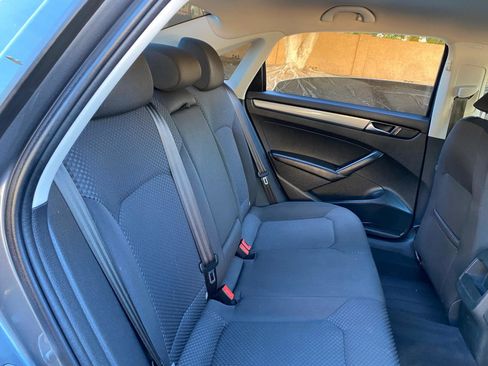 Used 2012 Volkswagen Passat 2.5 S image 36