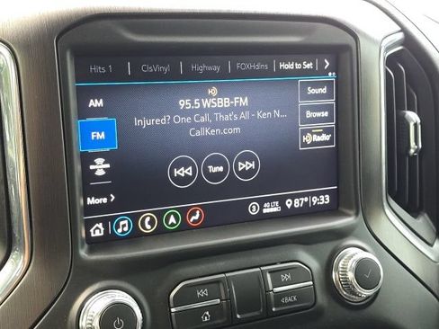 Used 2020 GMC Sierra 3500 AT4 w/ AT4 Premium Package AWD/4WD image 31