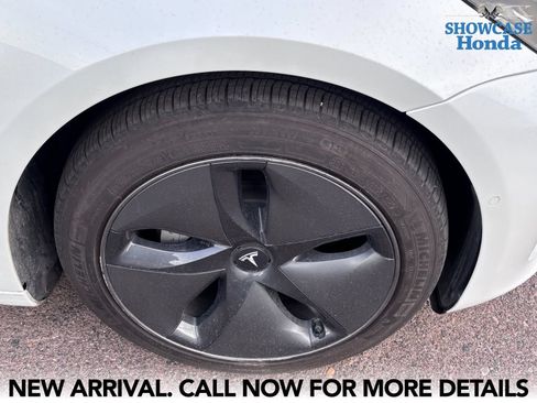 Used 2020 Tesla Model 3 Standard Range Plus RWD image 9