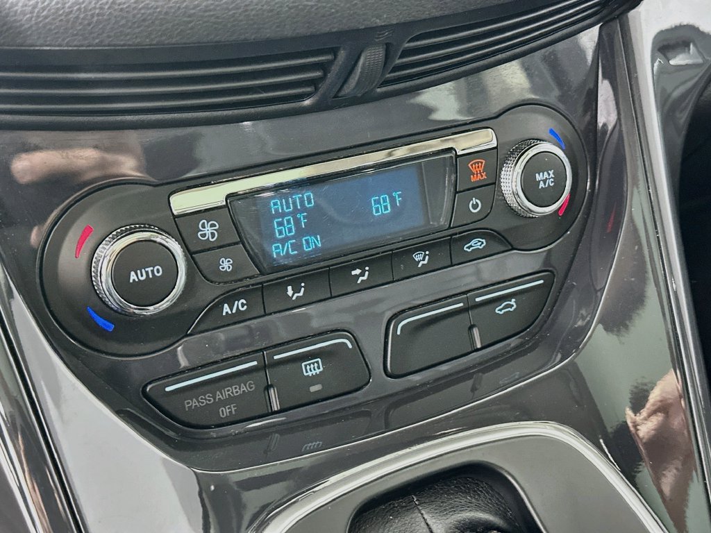 Used 2013 Ford Escape Titanium AWD/4WD image 18